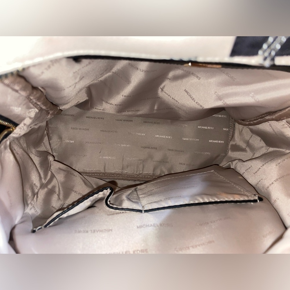 Michael Kors backpack - Picture 5 of 6